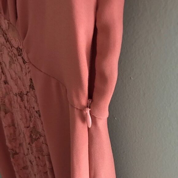 5/$25 June & Hudson Dress with Lace Accents - Picture 6 of 7